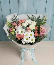 Букет цветов из:  Розы, Лизиантусы и Хризантемы в Зубово