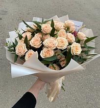 Букет Кремовые розы Латте в Зубово
