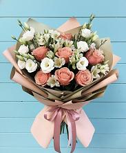 Букет цветов из:  Розы, Альстромерии и Лизиантусы в Зубово