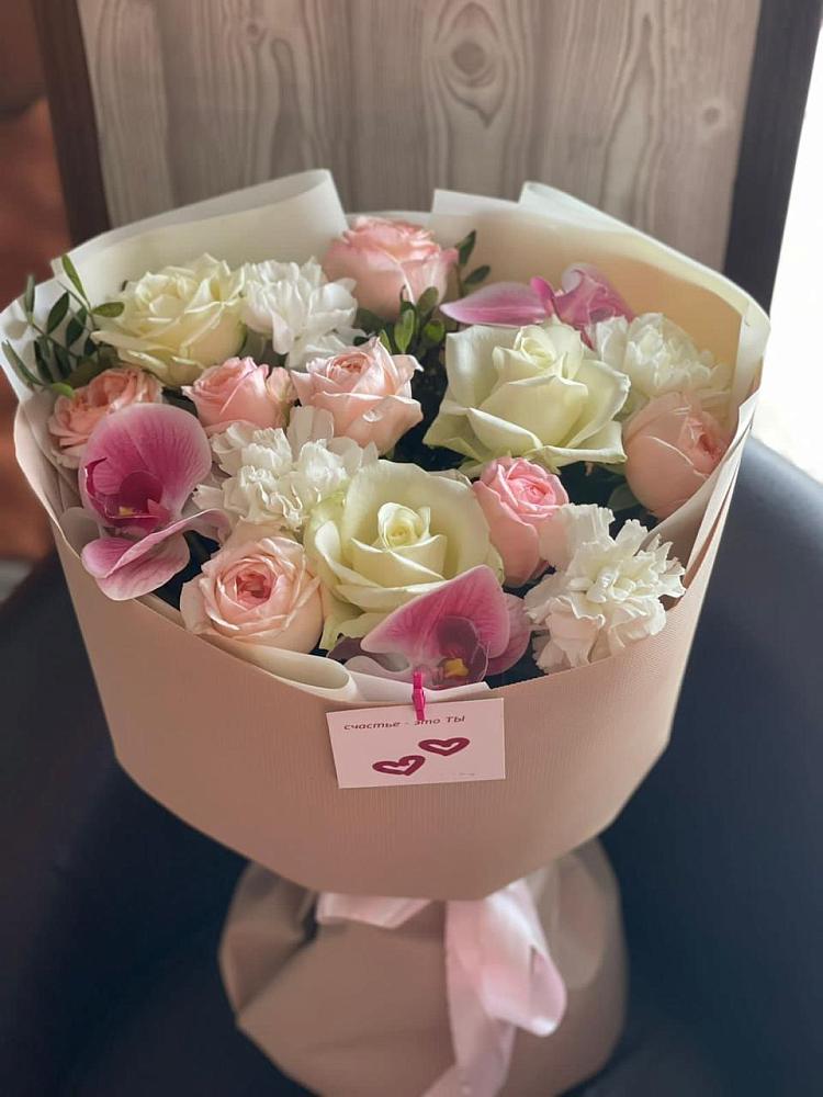 Букет цветов из: Орхидеи, Розы и Гвоздики в Зубово