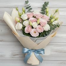 Букет цветов из:  Лизиантусы в Зубово