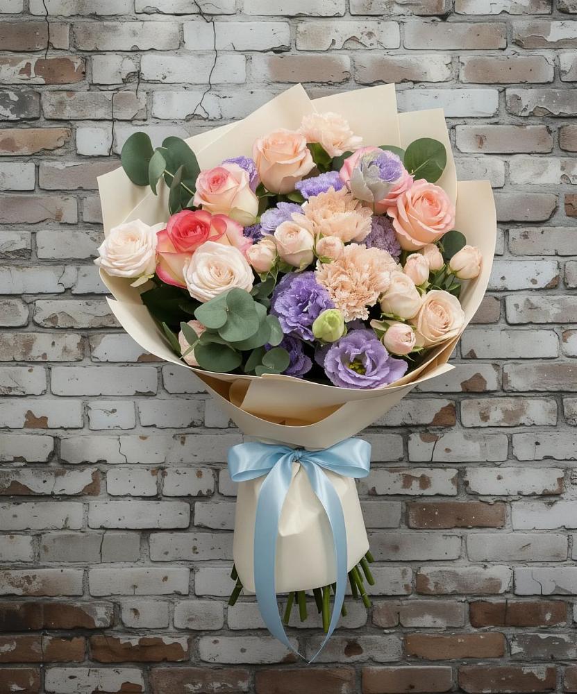 Букет цветов из: Розы, Лизиантусы и Гвоздики в Зубово