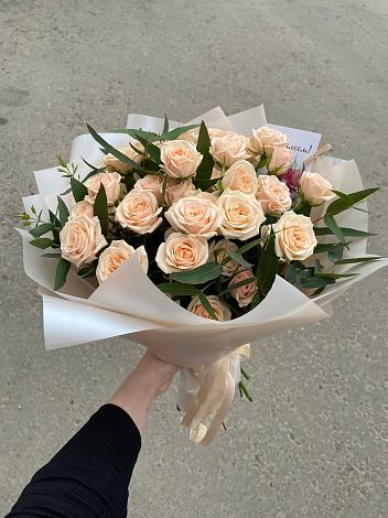 Букет Кремовые розы Латте в Зубово