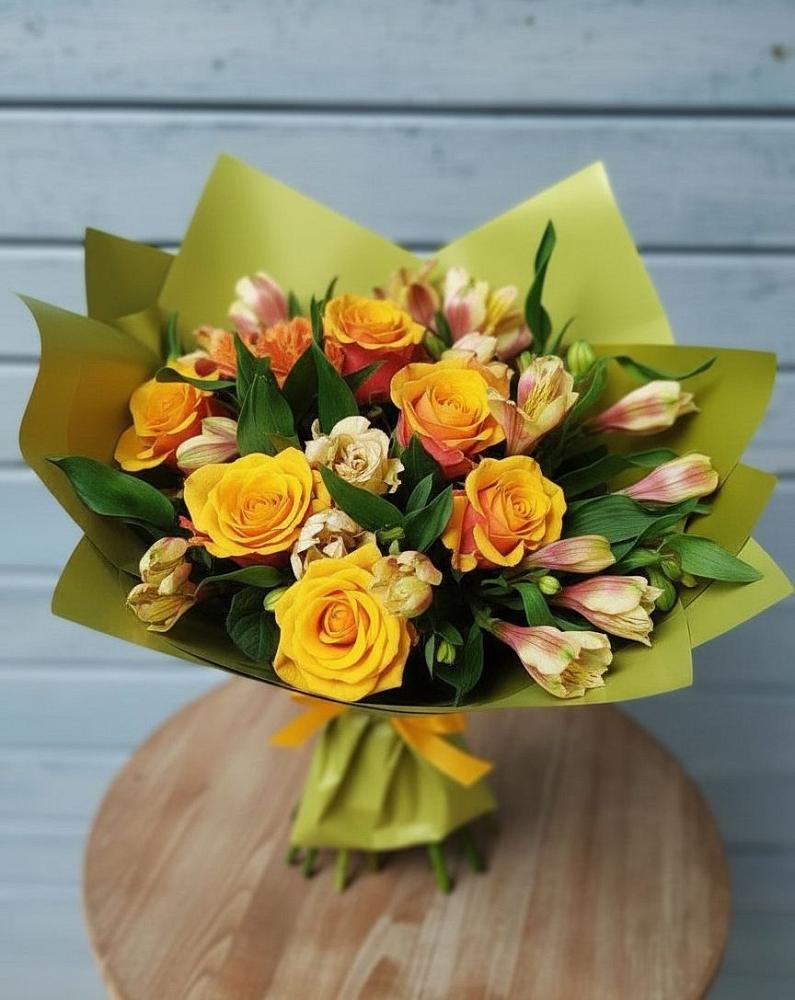 Букет цветов из: Альстромерии и Розы в Зубово