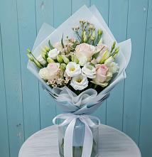 Букет цветов из:  Розы и Лизиантусы #REPLACE_PRED# Зубово