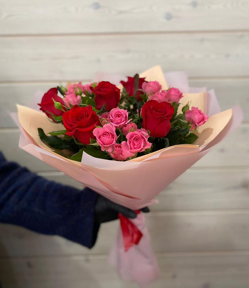 Букет цветов из: Розы в Зубово