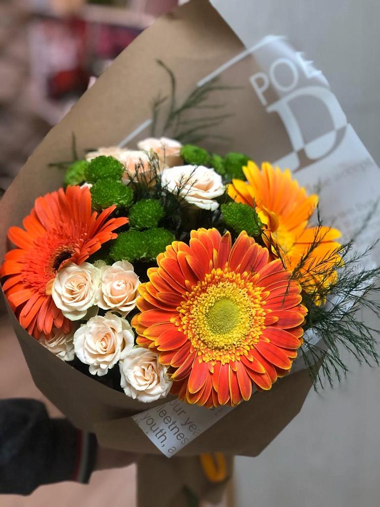 Букет цветов из: Герберы, Хризантемы и Розы в Зубово