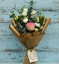 Букет цветов из:  Розы и Лизиантусы в Зубово